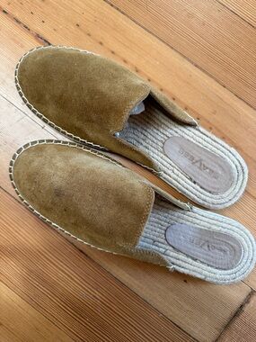 Seavees Suede Slip-On Mule in Camel Brown